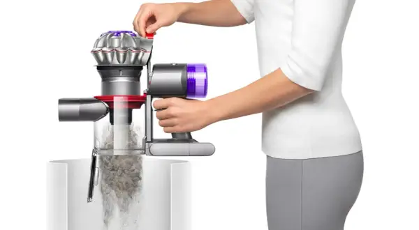Dyson V8 czyszczenie: Poznaj sekret pełnej mocy i świeżości!